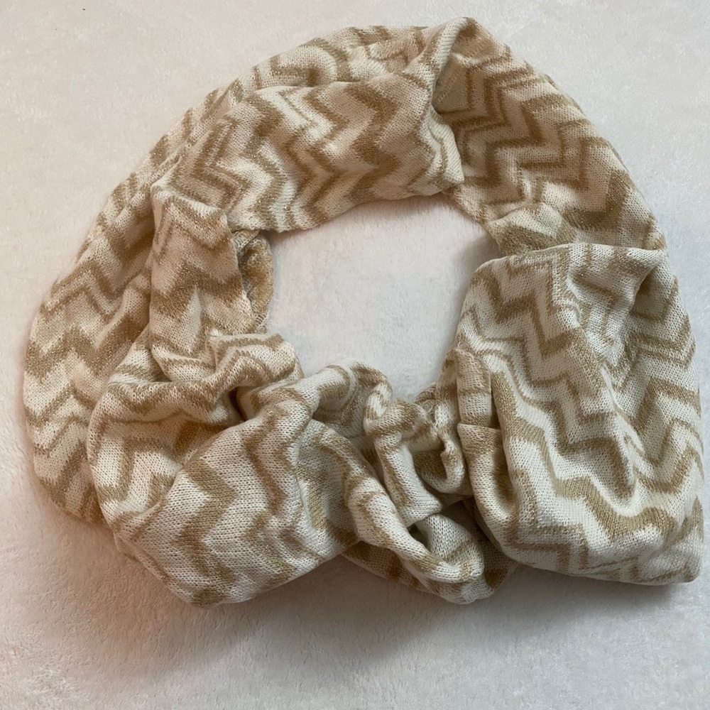 Infinity scarf